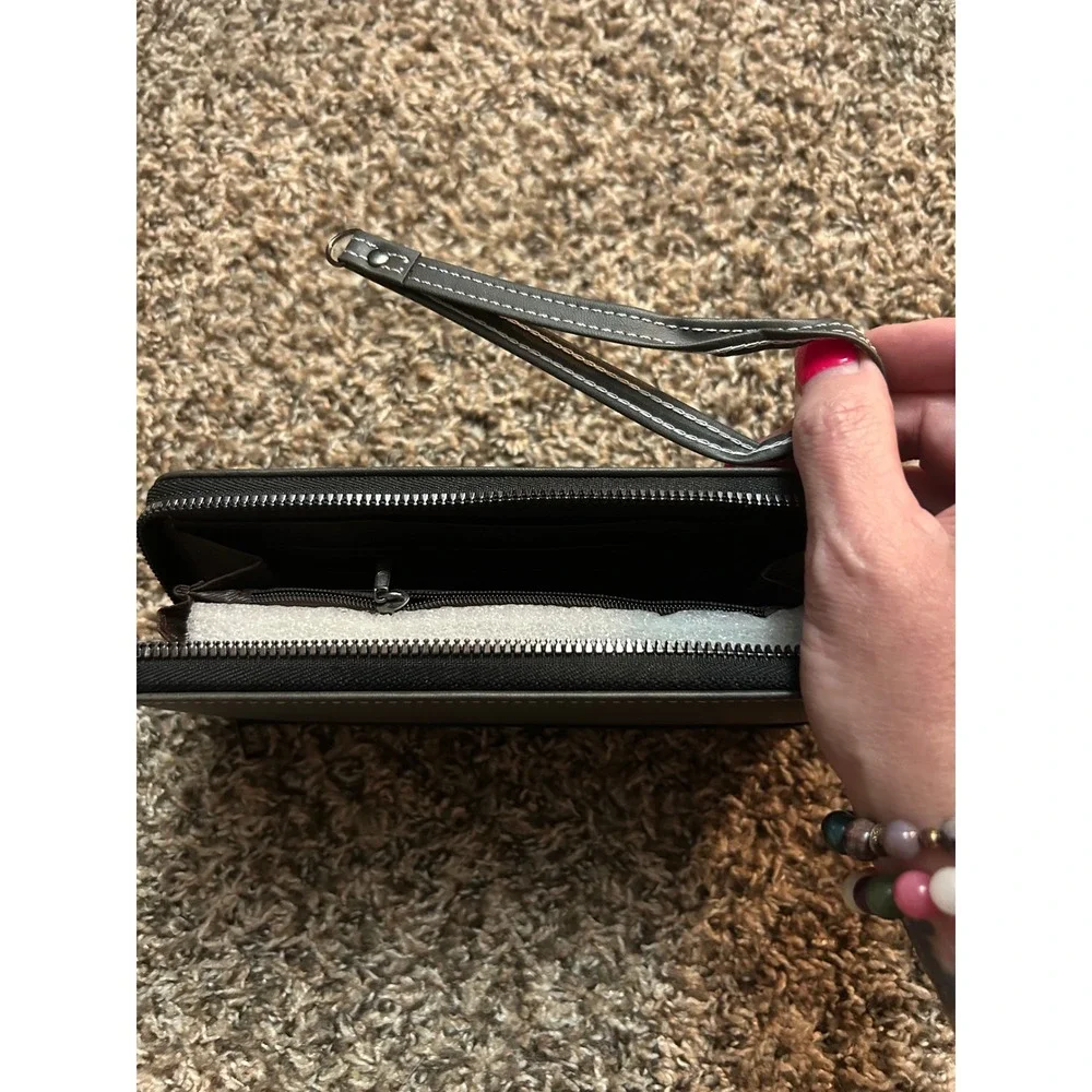Faith Over Fear Christian Zip Around Wristlet Wallet Gray Psalms 118:6